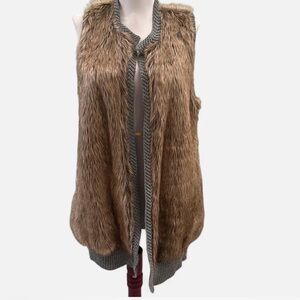 Faux fur sweater vest